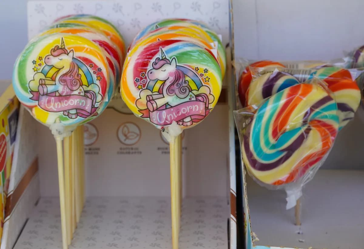 Sweet Bonanza (Pragmatic Play) — MSZN logs feature-trigger distribution across 11,400 spins, p50 at 312 spins