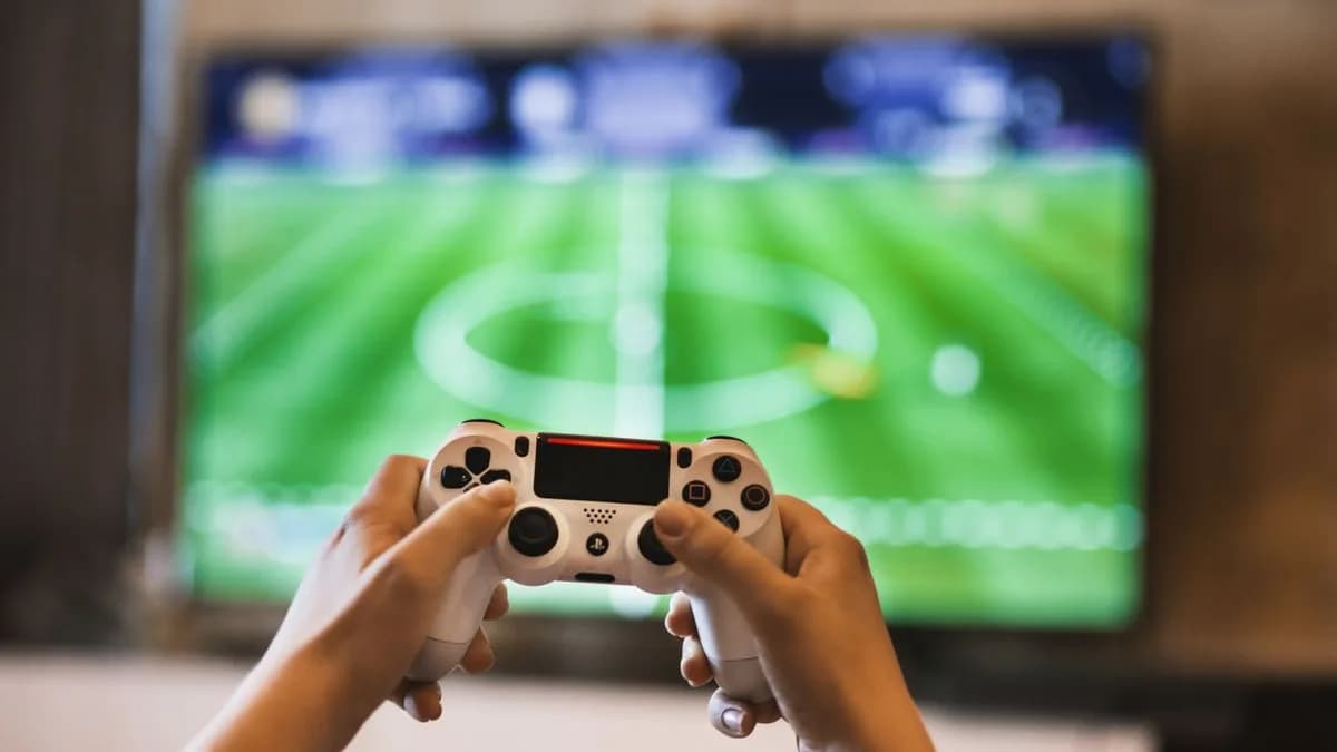 Hồ Sơ W83-0YBNIKC: Chờ Nguồn Đối Chiếu