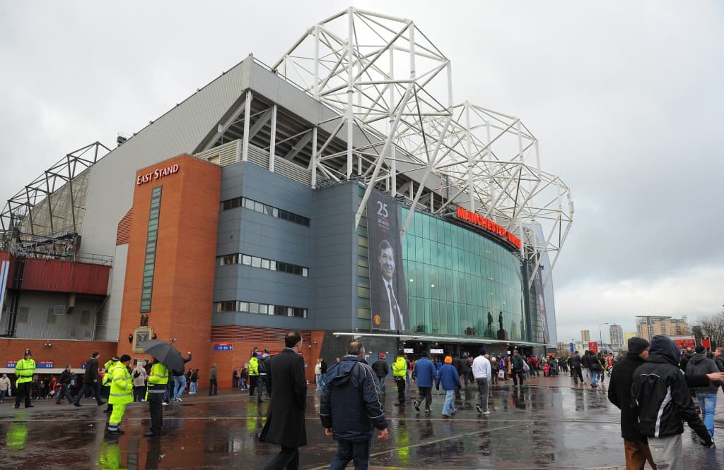 Phòng chiến thuật Carrick trước Brentford: 4 lựa chọn ở Old Trafford và bài toán Mount-Bruno
