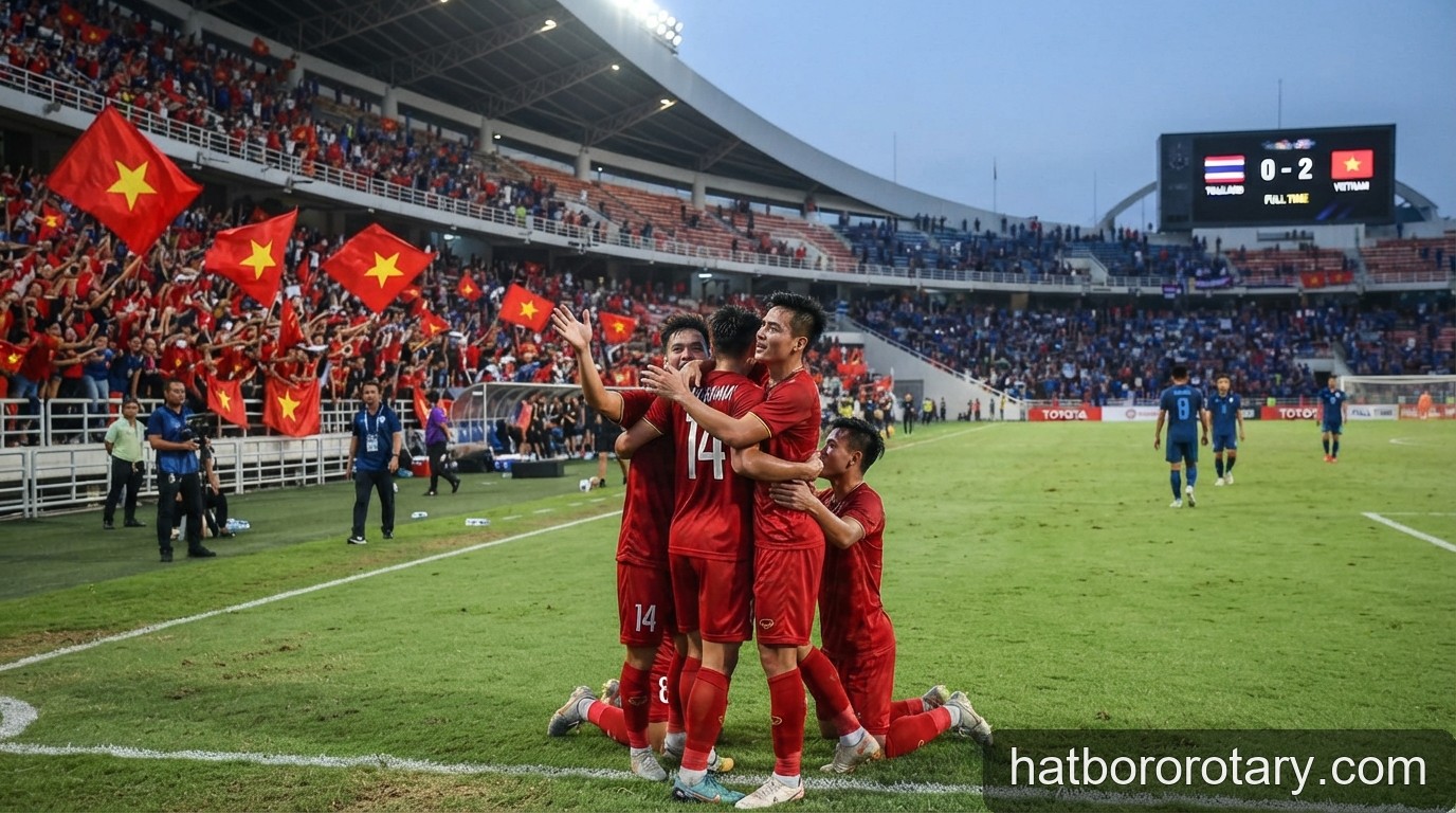 Việt Nam thắng Thái Lan 2-0: Bản lĩnh nhà đương kim vô địch tại Rajamangala - 2