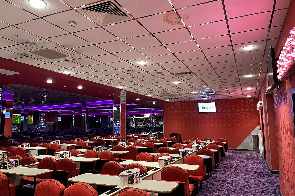 How the ₱500k Friday bingo progressive actually builds — card-level accrual