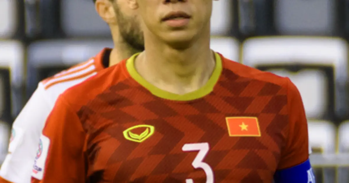 Quế Ngọc Hải — đội trưởng đội tuyển Việt Nam và trung vệ CAHN