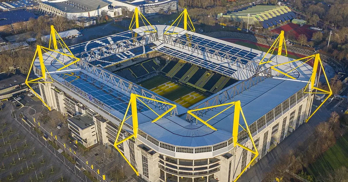 Công Phượng đêm trở lại V-League: cảm xúc fan club phố Pleiku và Bùi Viện