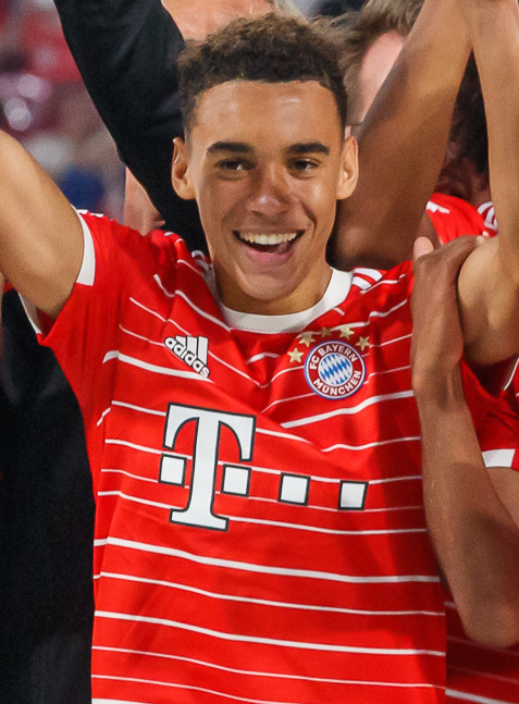 Jamal Musiala của Bayern Munich trước trận bán kết Champions League 2026 với PSG