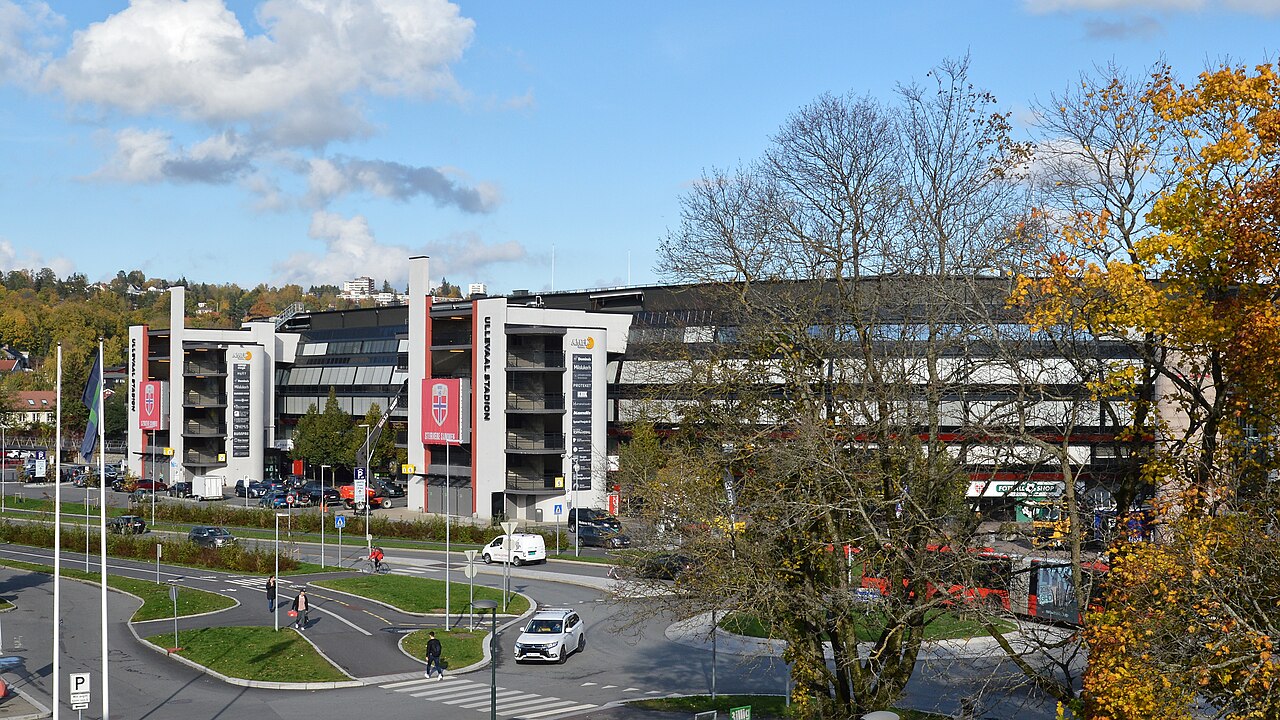 Ullevaal Stadion ở Oslo – nơi tổ chức chung kết UEFA Women's Champions League 23/5/2026 giữa Barcelona Femení và OL Lyonnes