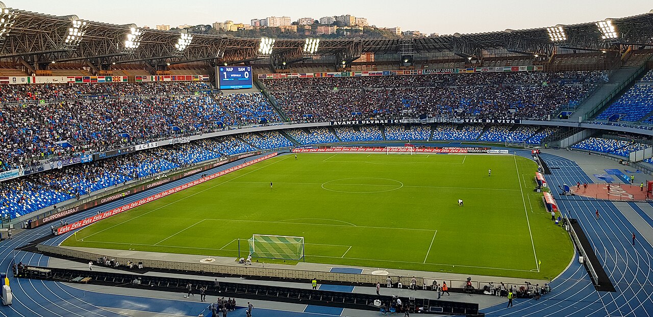 Sân Stadio Diego Armando Maradona — Sân nhà của Napoli trong cuộc đua Scudetto